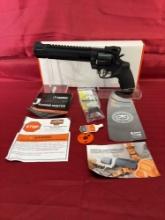 Taurus  Raging Hunter  44 Mag  Revolver