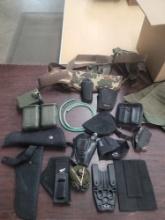 Box lot holsters-belts 7 pouches