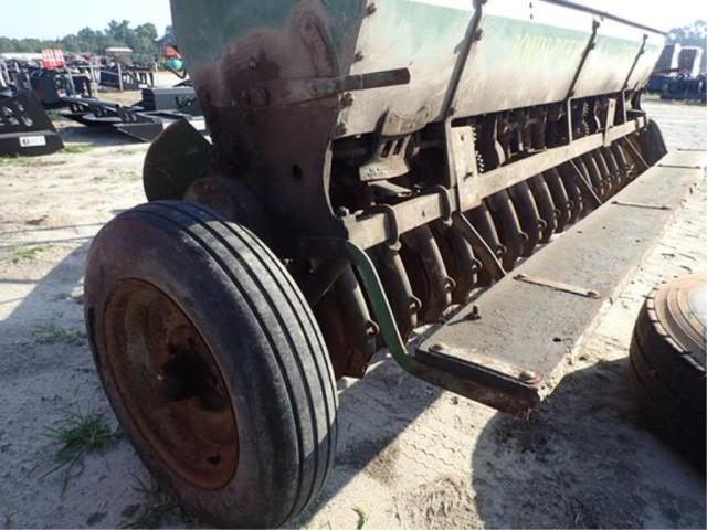 John Deere Van Brunt Grain Drill 17 Drops