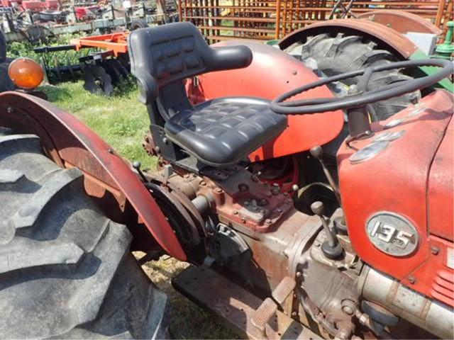 Massey Ferguson 135 Tractor