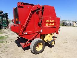 New Holland 644 Hay Baler***