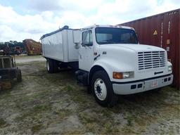 1995 International 4700 w/ DT466E Diesel Engine