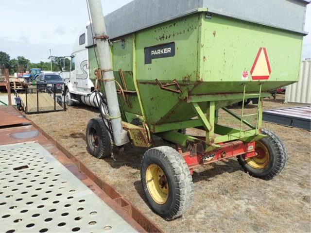 Parker 2000 Gravity Wagon w/ Hydraulic Auger