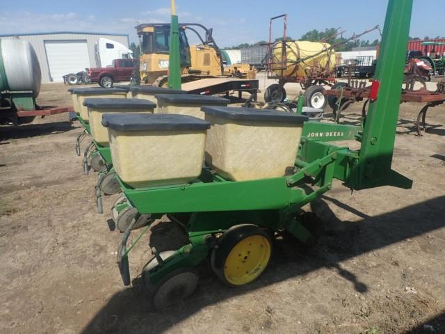 John Deere 7000 4 Row Planter No till