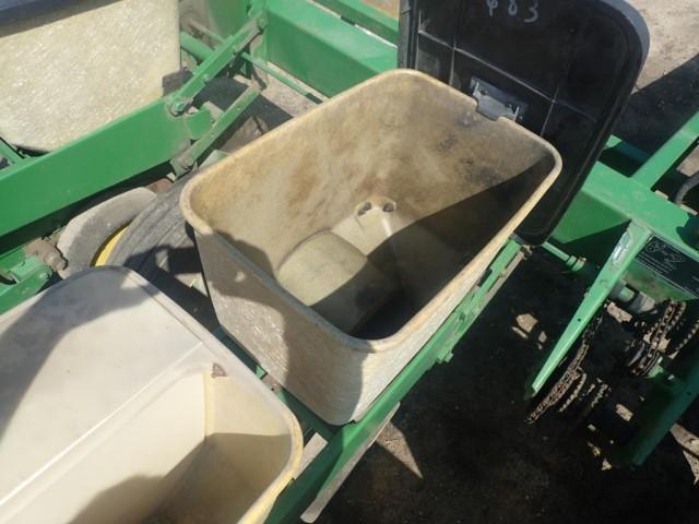 John Deere 7000 4 Row Planter No till