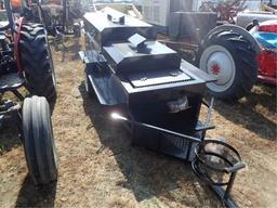 6ft LP Pig Cooker w/Smoke Box