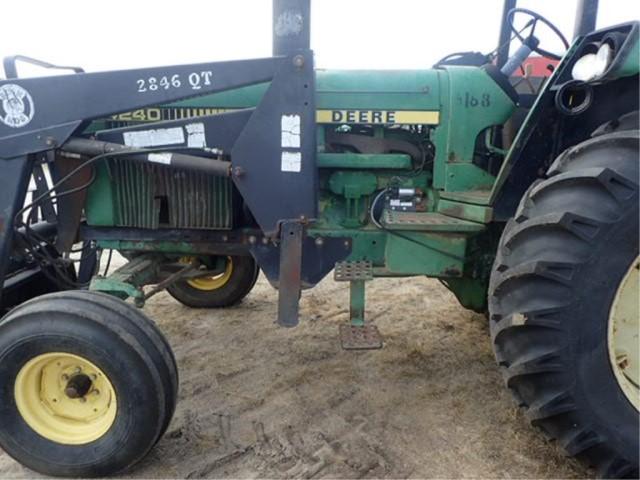 John Deere 4240 Tractor w/Bush Hog