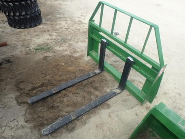 Kivel 42" 2000 lb. Pallet Fork J.D. Quick-Attach*