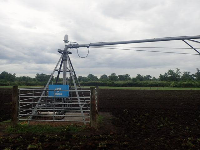 Valley Model 7000 Pivot and Pump