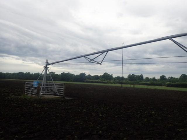 Valley Model 7000 Pivot and Pump