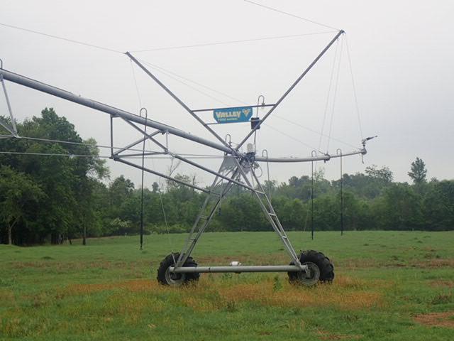 Valley Model 7000 Pivot and Pump