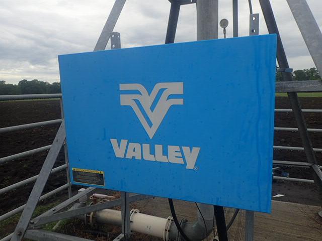 Valley Model 7000 Pivot and Pump