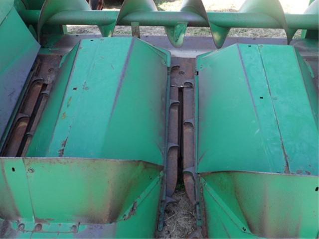 John Deere 343 - 3 Row Corn Head