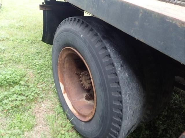 Chevrolet, 1975 C-65 Series, 2 Ton Truck