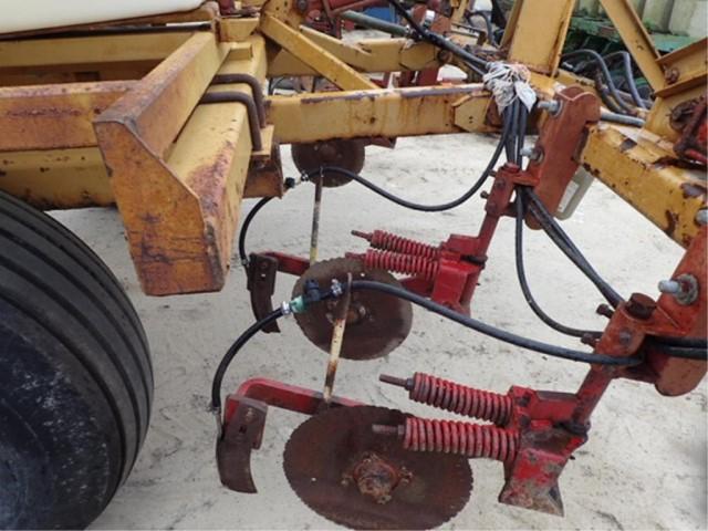 KBH 8 Row Nitrogen Rig w/ 750 gal Tank