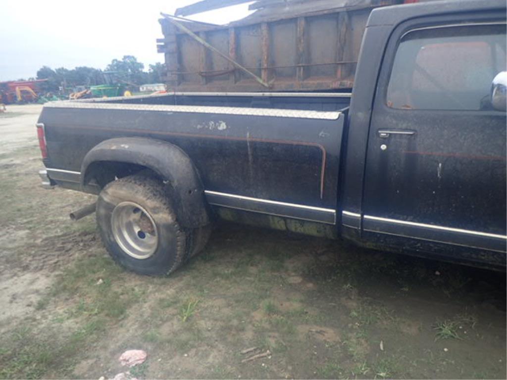 1990 Dodge Ram Truck - Dually - Does Not Run