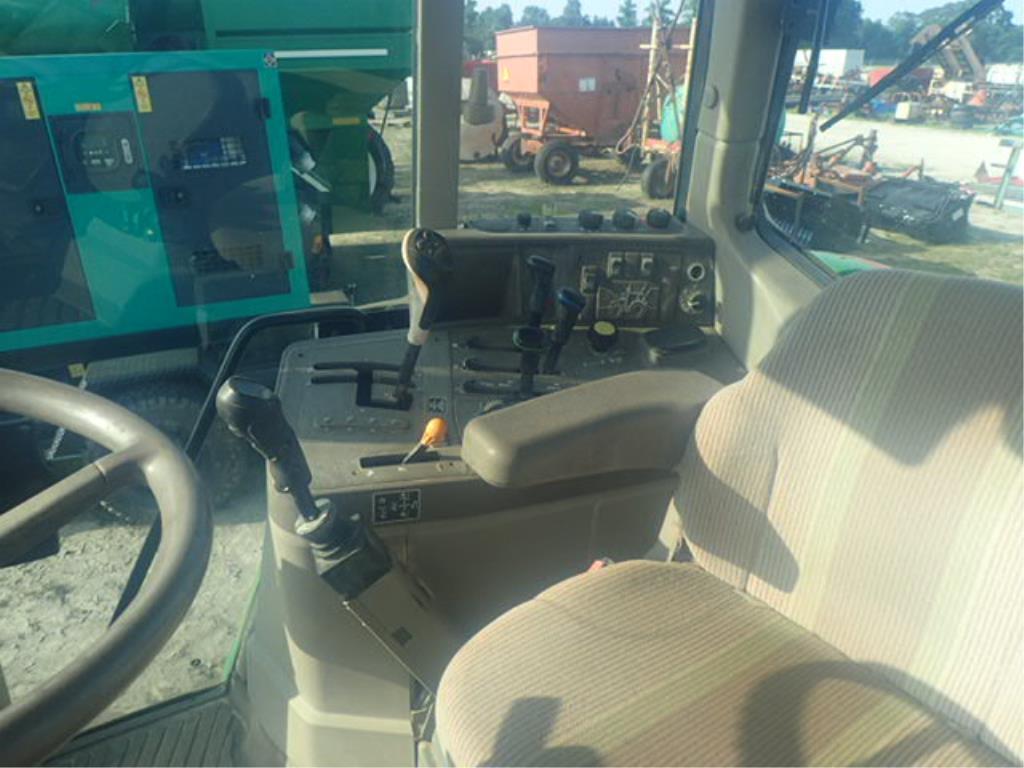 John Deere 7230 Tractor Cab