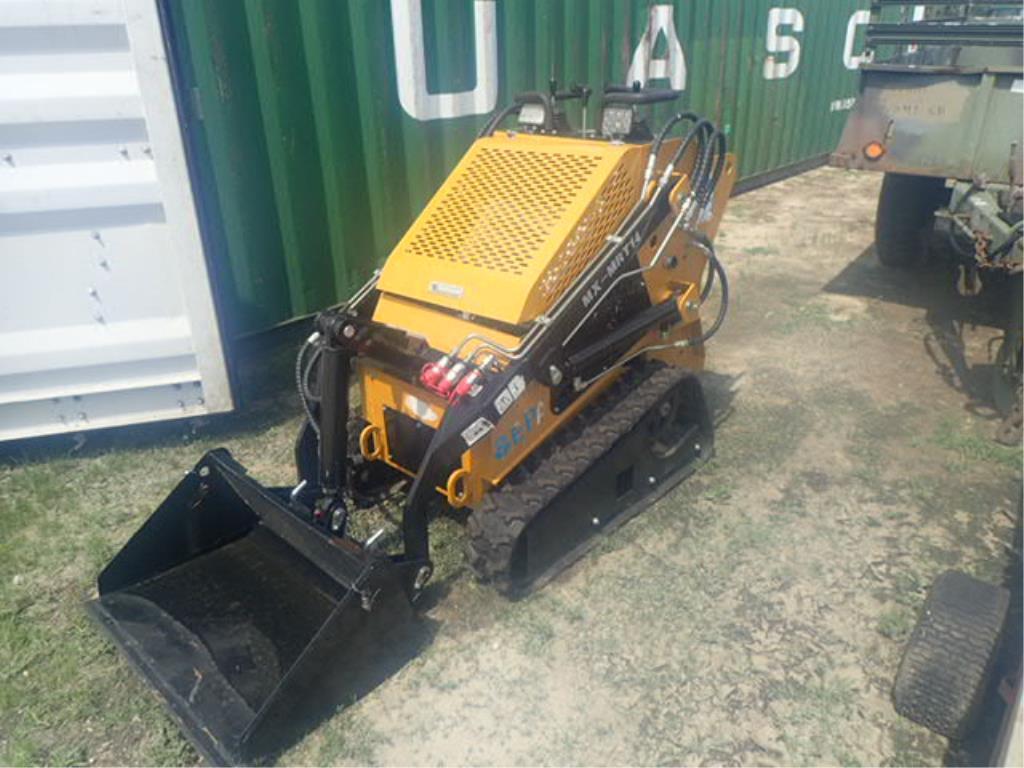 AGT Mini Skid Steer Loader w/ Bucket - MX-MRT14