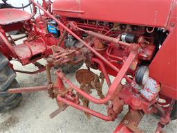 Farmall 140 w/ Cultivator, Fast Hitch & Fertilzer