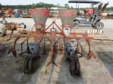 2 Row Cultivator - 3 Point Hitch