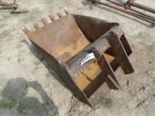 28" Bucket From Ford 4000