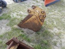 Caterpillar 24" Backhoe Bucket