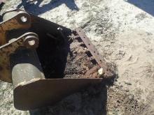 Caterpillar 36 Inch Backhoe Bucket