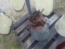 Metal Hopper