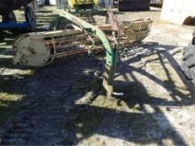 John Deere Hay Roller Rake