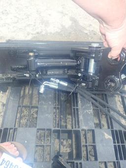 Skid Steer 32" Bucket