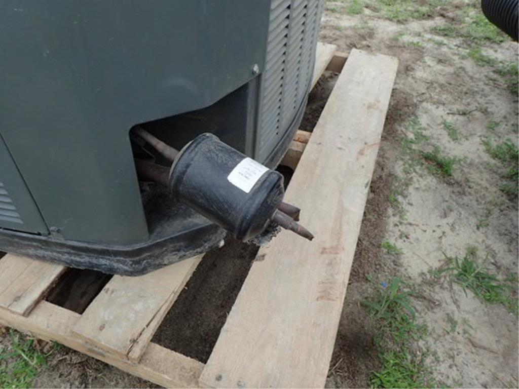 Trane 4 Ton Split Unit w/ A Coil