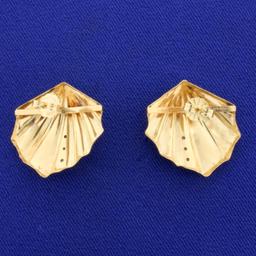 Diamond Clam Shell Design Earrings In 14k Yellow Gold