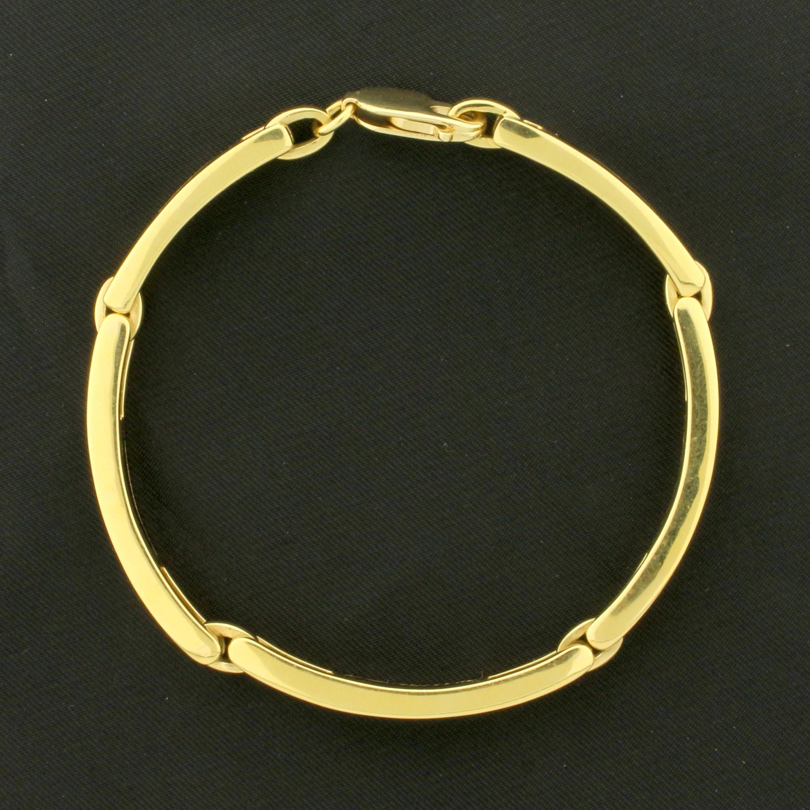 Designer Onyx Link Bracelet In 18k Yellow Gold