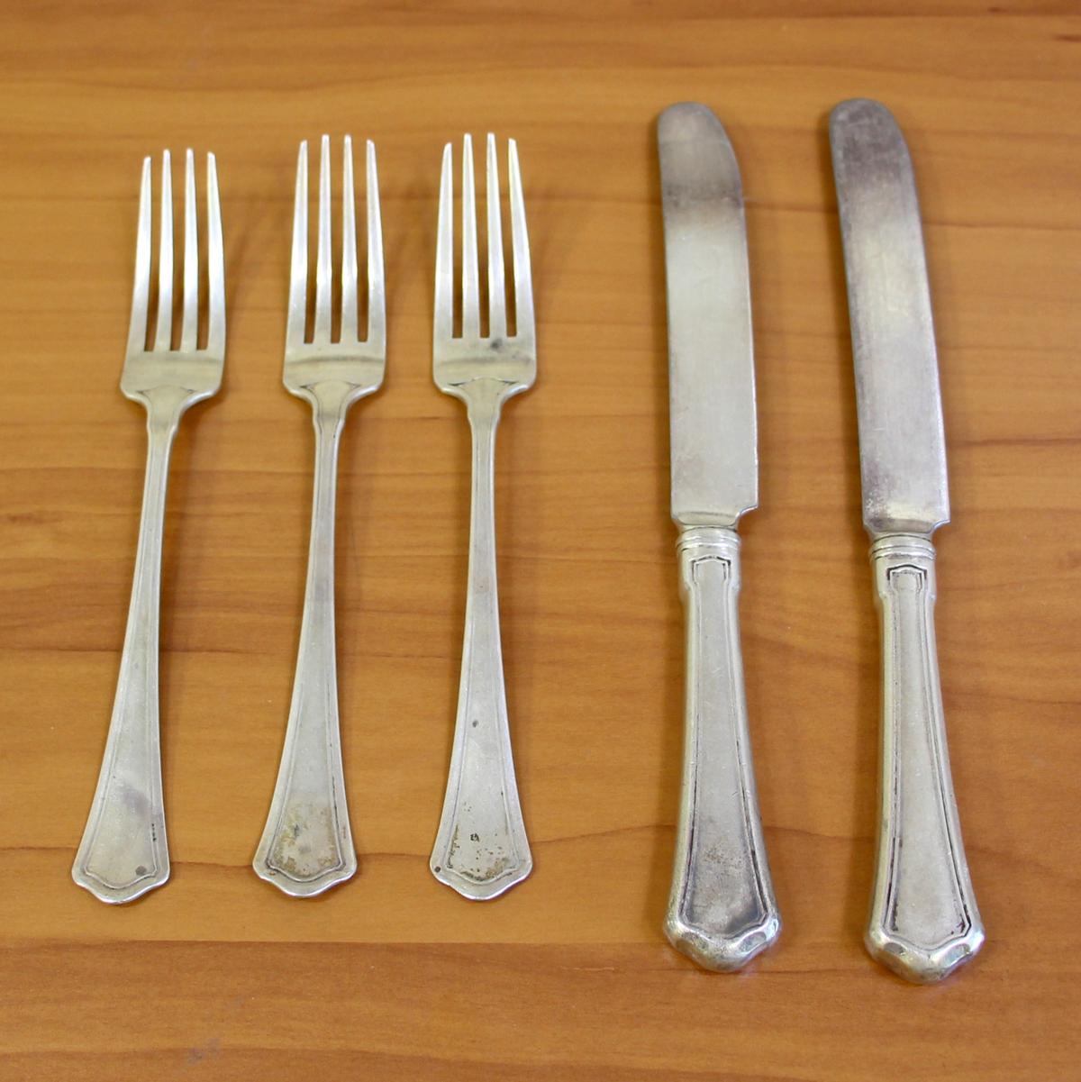 Wallace Washington Five Piece Sterling Silver Flatware Set