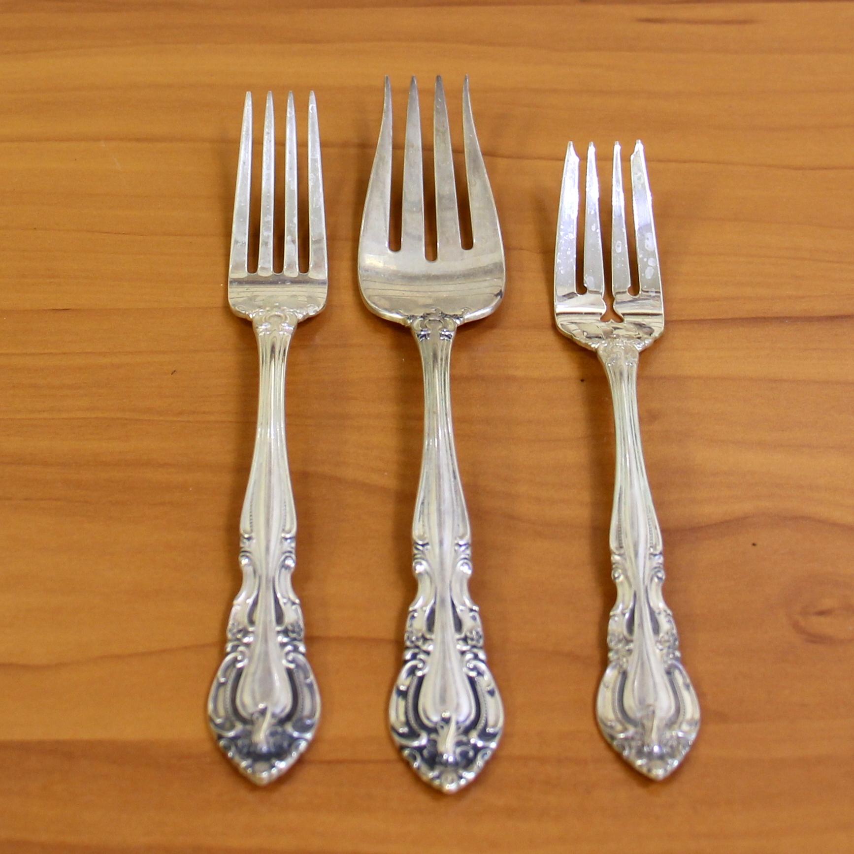 Alvin Vivaldi Sixty Four Piece Sterling Silver Flatware Set