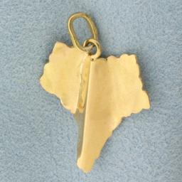 Native American Arrowhead Charm Or Pendant In 18k Yellow Gold