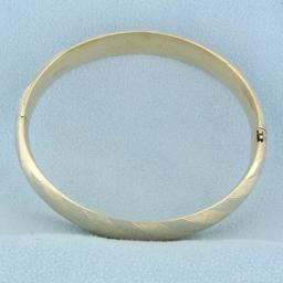 Hinged Plaid Design Bangle Bracelet In 14k Yellow Gold