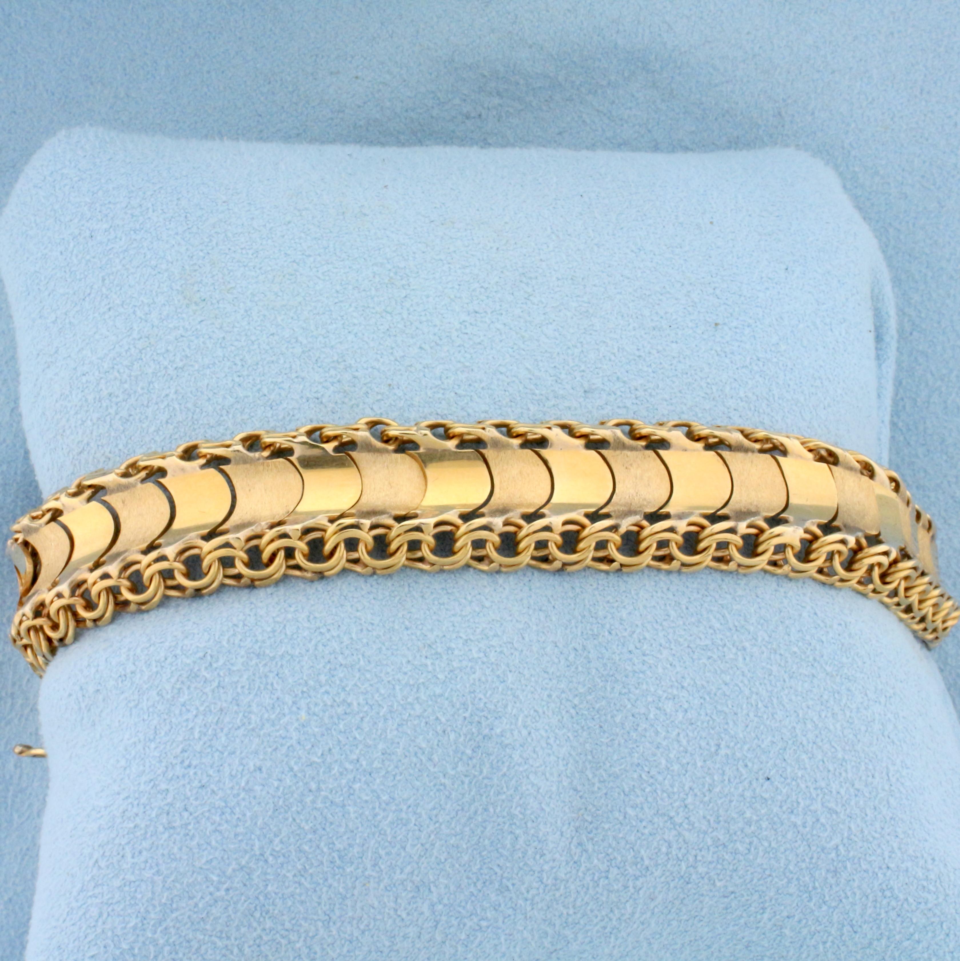 Heavy Designer Link Bracelet In 18k Yellow Gold