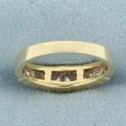 Princess Cut Graduated Cathedral Diamond Ring In 14k Yellow Gold