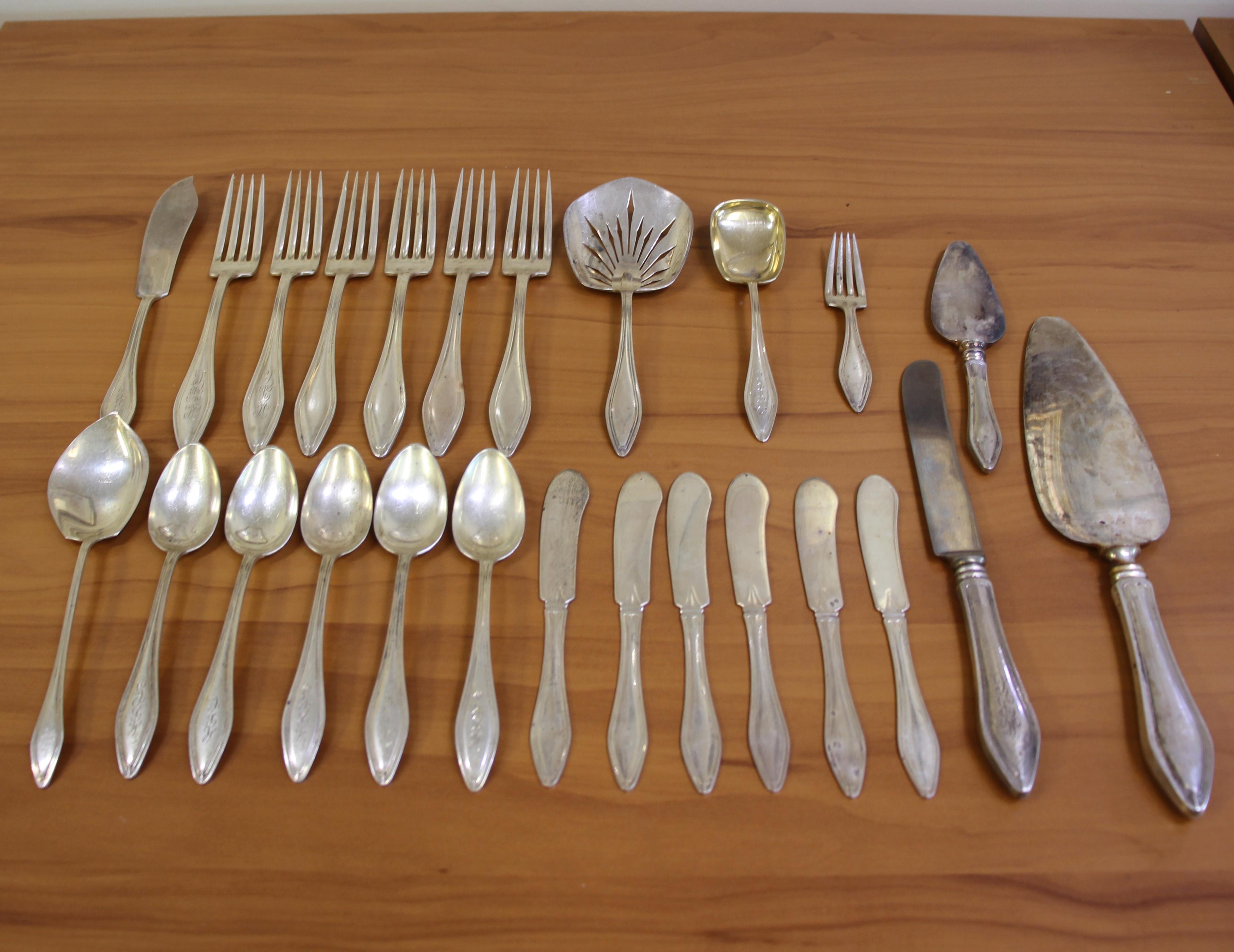 Towle Mary Chilton Sterling Silver Twenty Five Piece Flatware Set Monogrammed