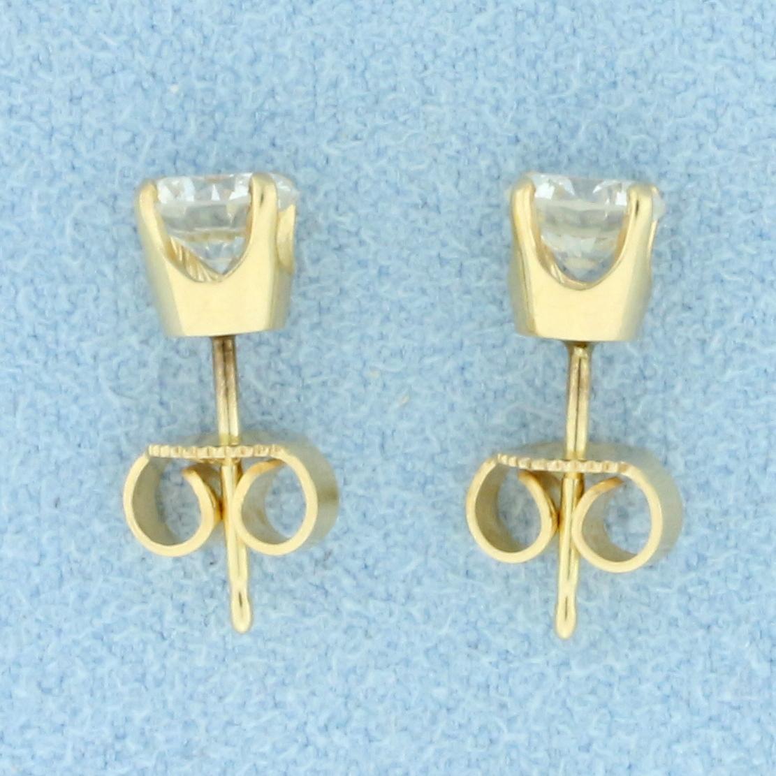 1ct Tw Diamond Stud Earrings In 14k Yellow Gold