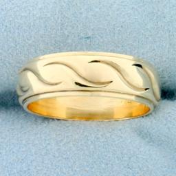 Wave Pattern Band Ring In 14k Yellow Gold