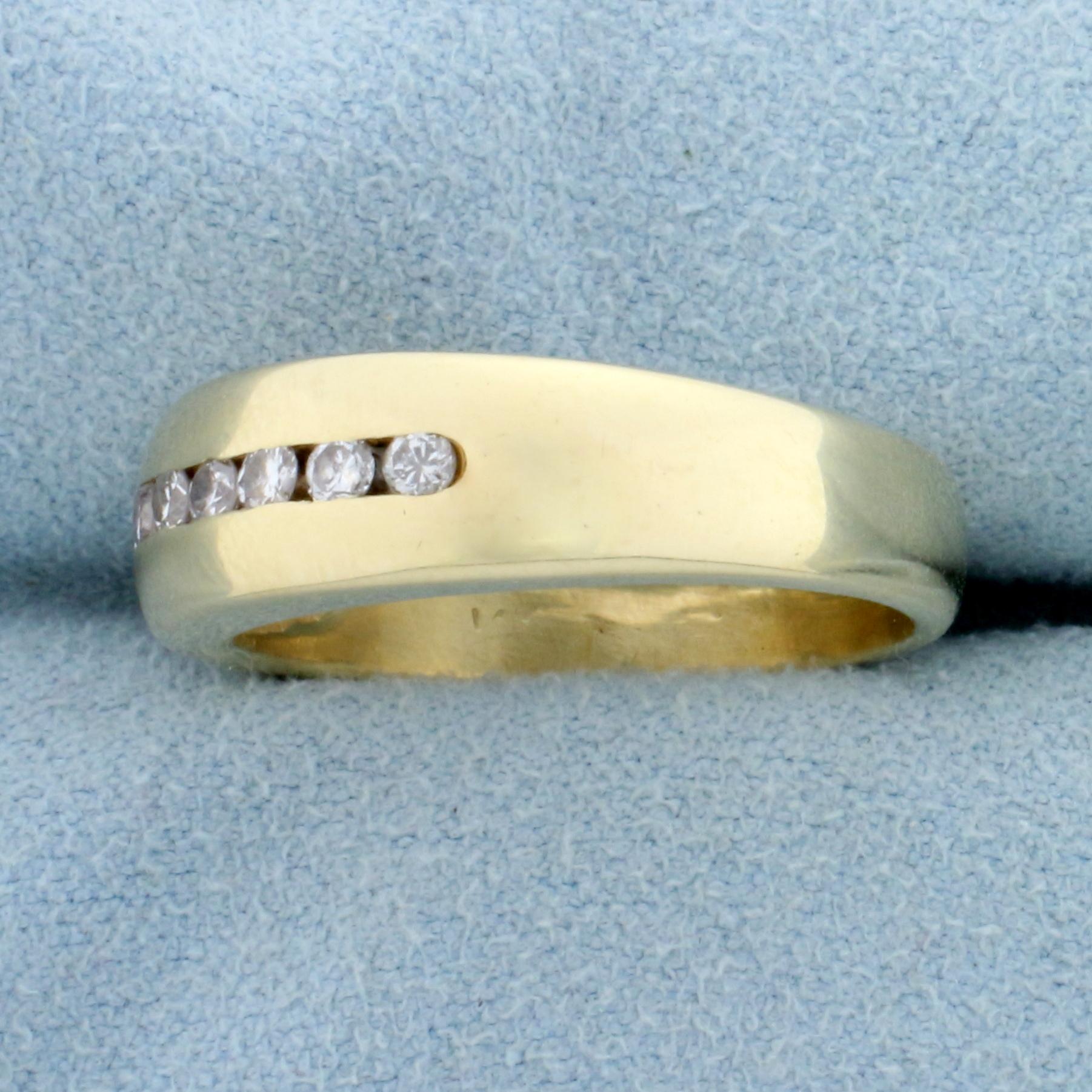 1/4ct Tw Diamond Wedding Or Anniversary Band Ring In 14k Yellow Gold