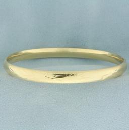 Leaf Design Hinged Bangle Bracelet In 14k Yellow Gold