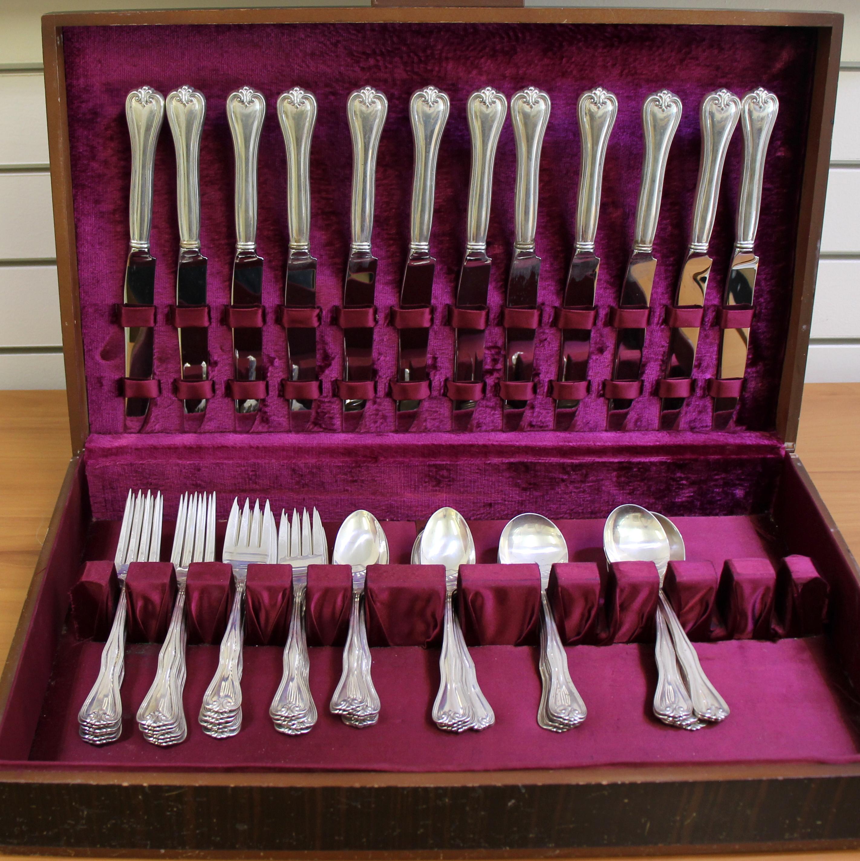 Amston "puritan" Sterling Silver Flatware Set Of 60