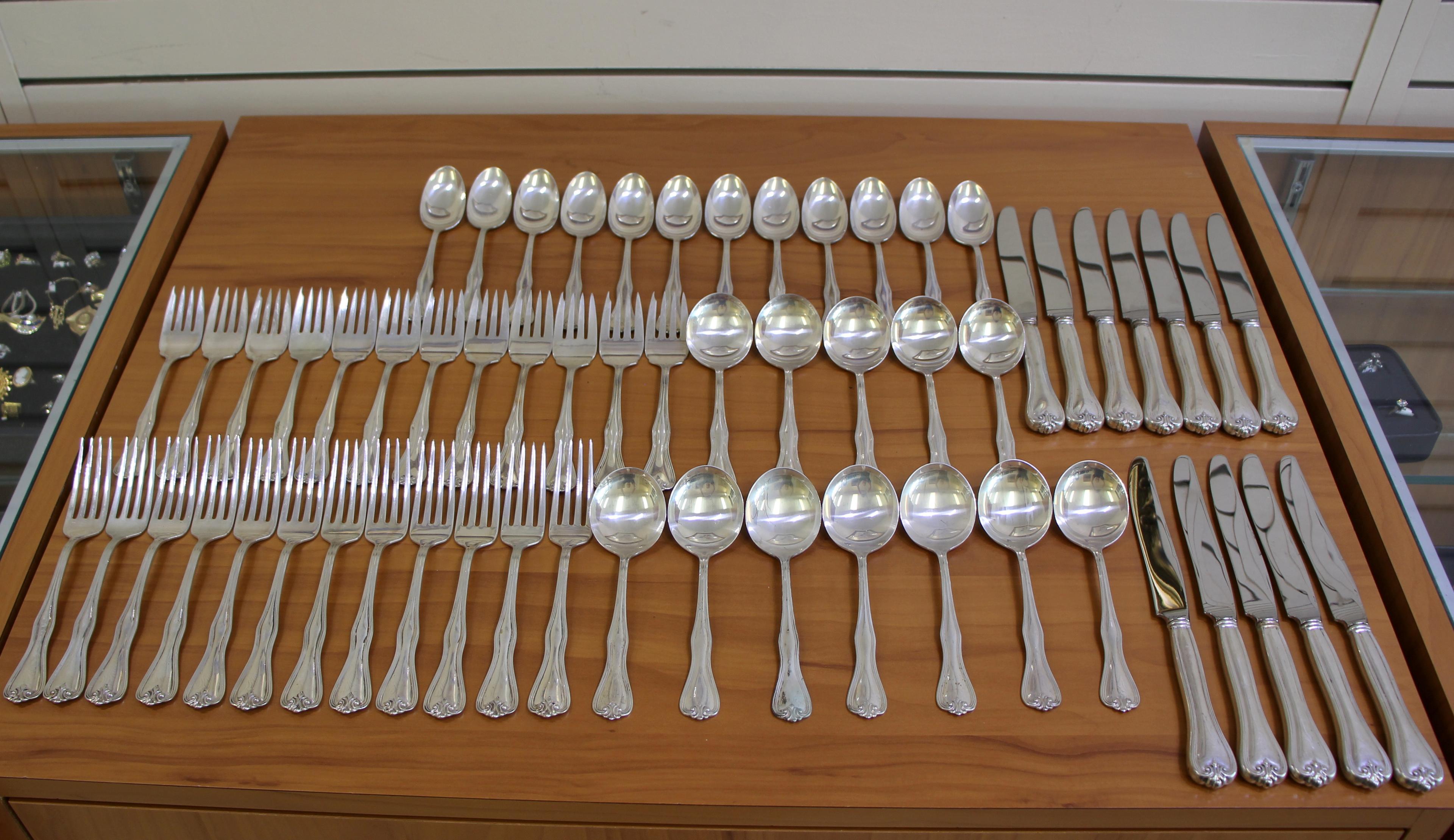 Amston "puritan" Sterling Silver Flatware Set Of 60