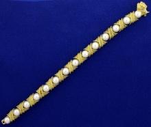 Designer Akoya Pearl Bracelet In 18k Yellow Gold