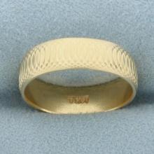 Unique Overlapping Circle Design Band Ring In 14k Yellow Gold