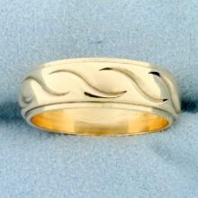 Wave Pattern Band Ring In 14k Yellow Gold