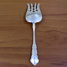 Reed And Barton "georgian Rose" Sterling Silver Salad Serving Pieces Set Of 2